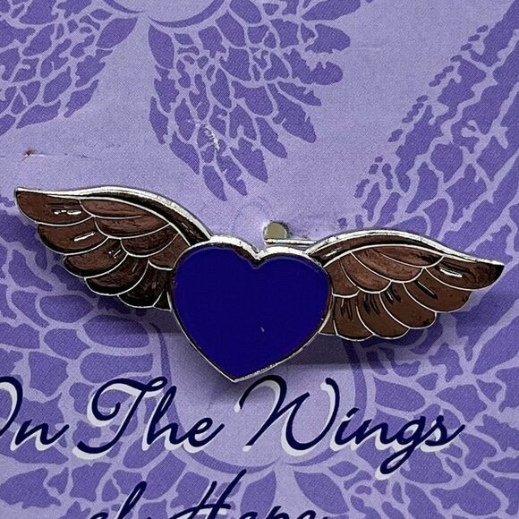 🔮‎ 5/$25 On The Wings of Hope Purple Heart With Wings Pin - Picture 1 of 4